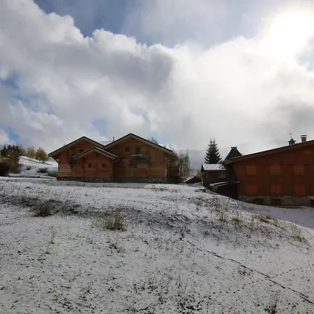 5 Pers. Lumineux A 100m Des Pistes Avec Balcon, Casier A Skis Et Animaux Acceptes - Fr-1-405-51